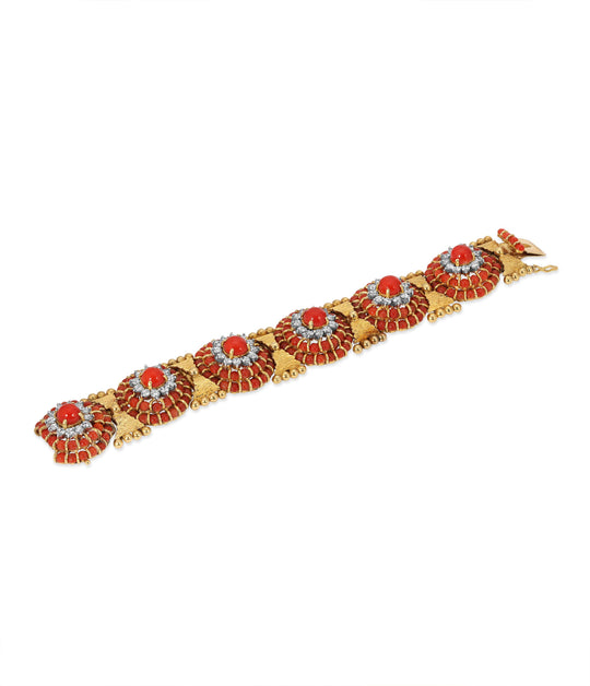 Carnelian and Diamond Bracelet in 18K Gold