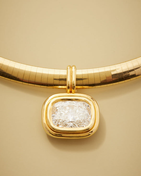 Cushion Cut Diamond Bezel Pendant in 18k Gold