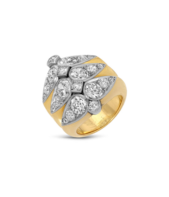 Retro Inspired Diamond Ring in 18k Gold