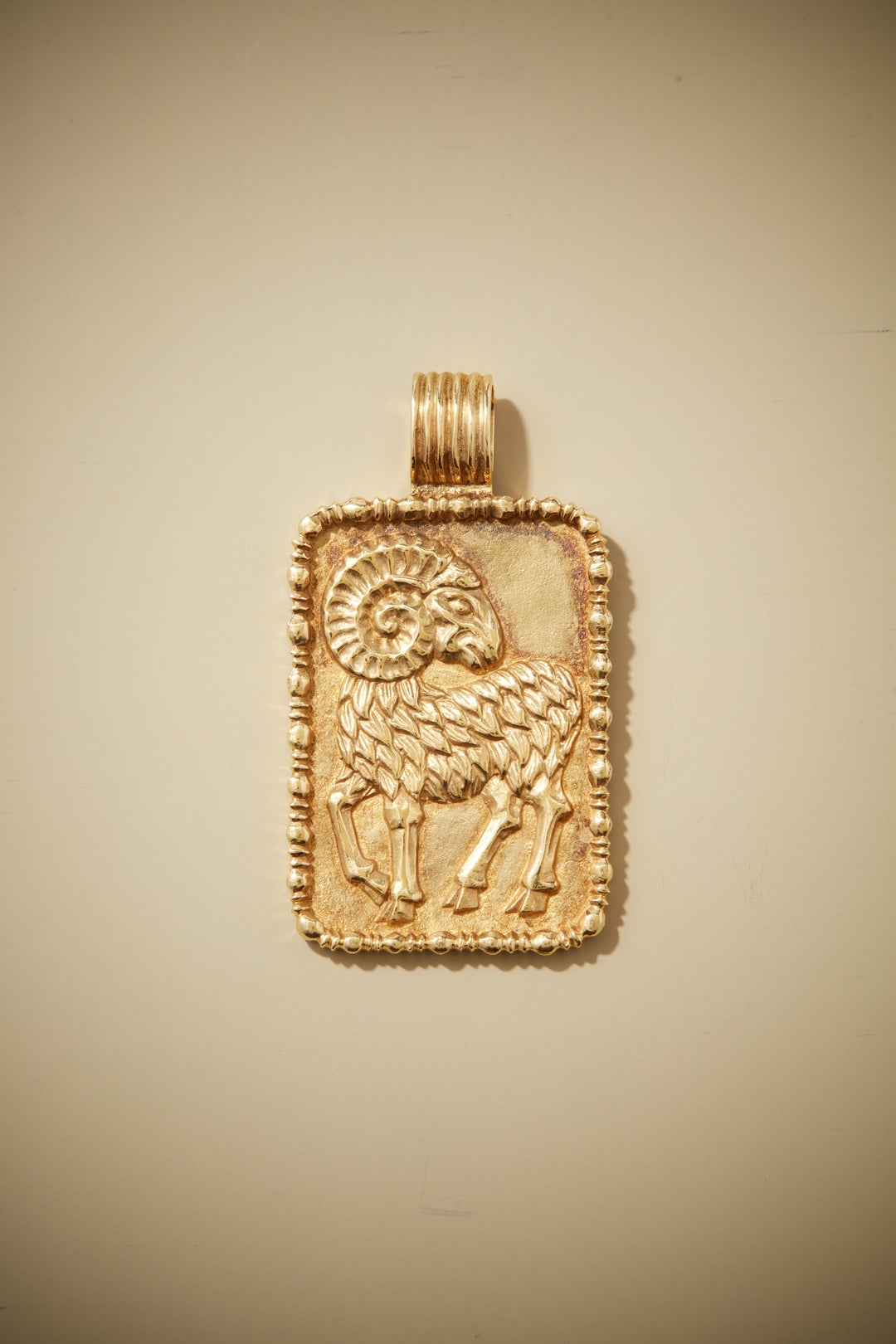 Fred of Paris Aries Pendant in 18k Gold