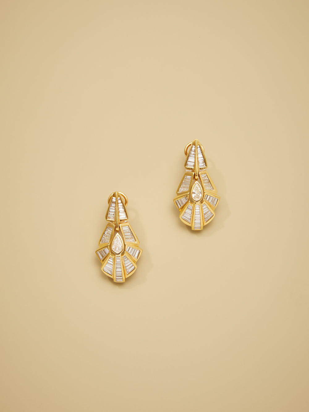 Pear Cut & Baguette Cut Diamond Earrings in 18k Gold