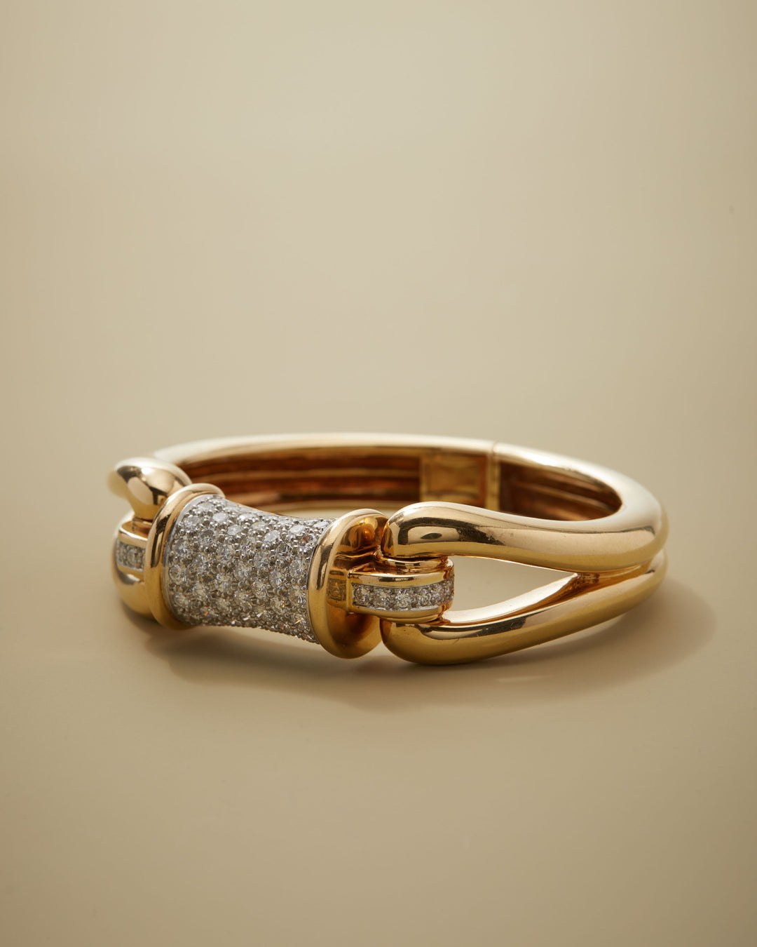 Retro Diamond Bangle Bracelet in 18k Gold