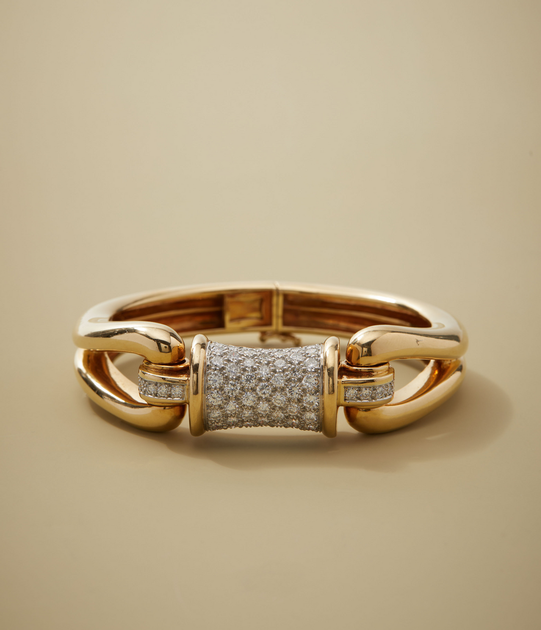 Retro Diamond Bangle Bracelet in 18k Gold