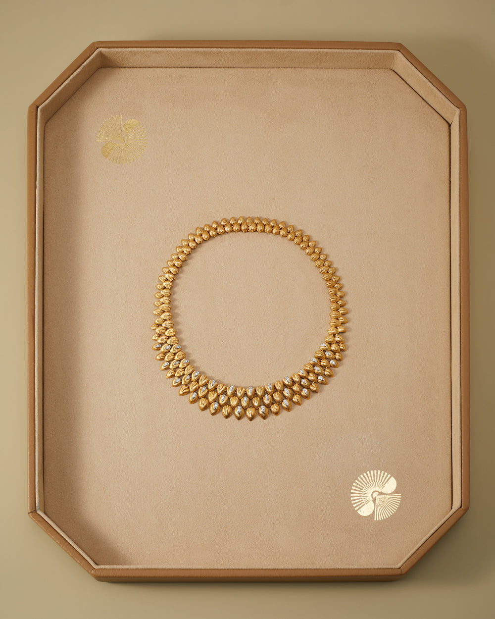 Textured Leaf Linked Collar Diamond Necklace in Platinum & 18k Gold