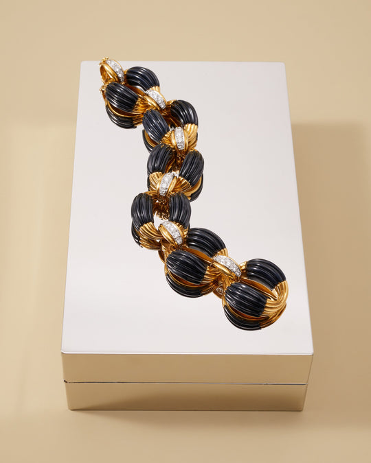 Onyx and Diamond Link Bracelet in 18k Gold