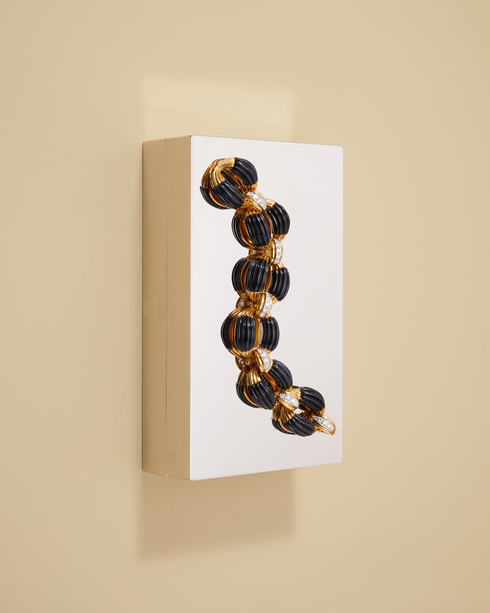 Onyx and Diamond Link Bracelet in 18k Gold