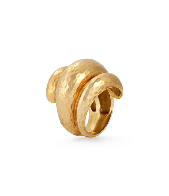 Fluted Ring in Hammered 14K Gold