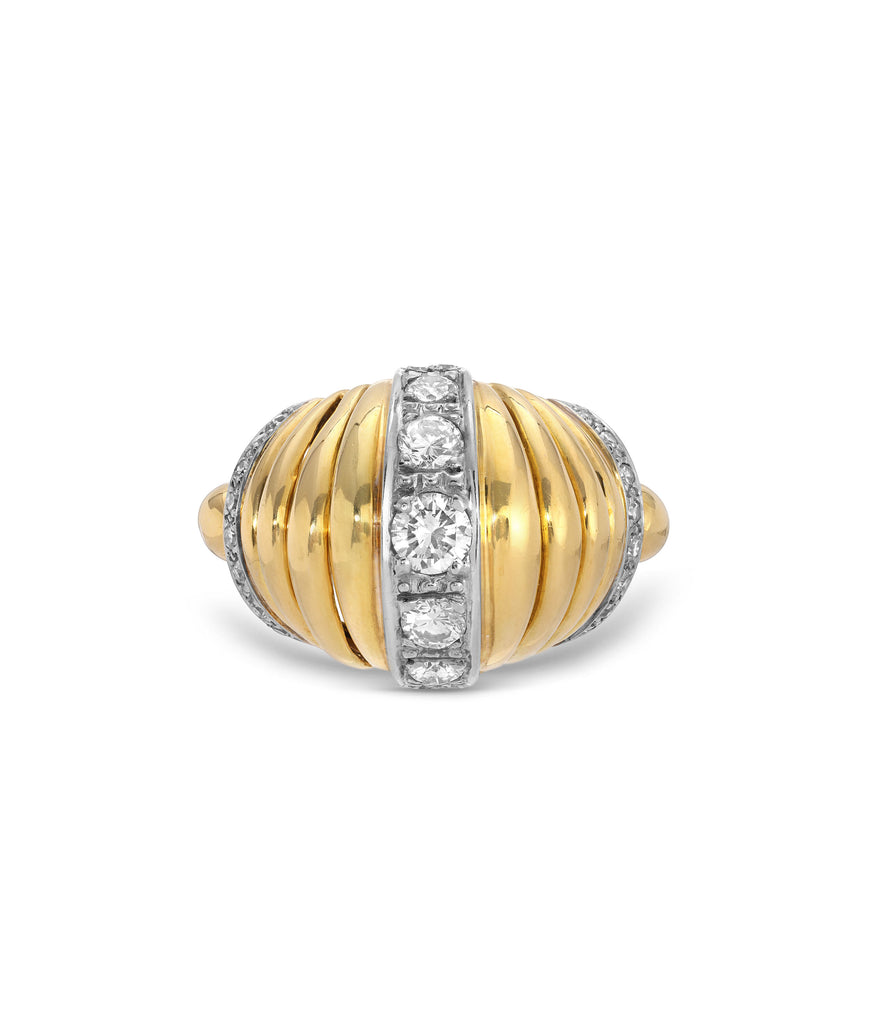 Scalloped Diamond Bombe Ring in 18K Gold – Mèrenor