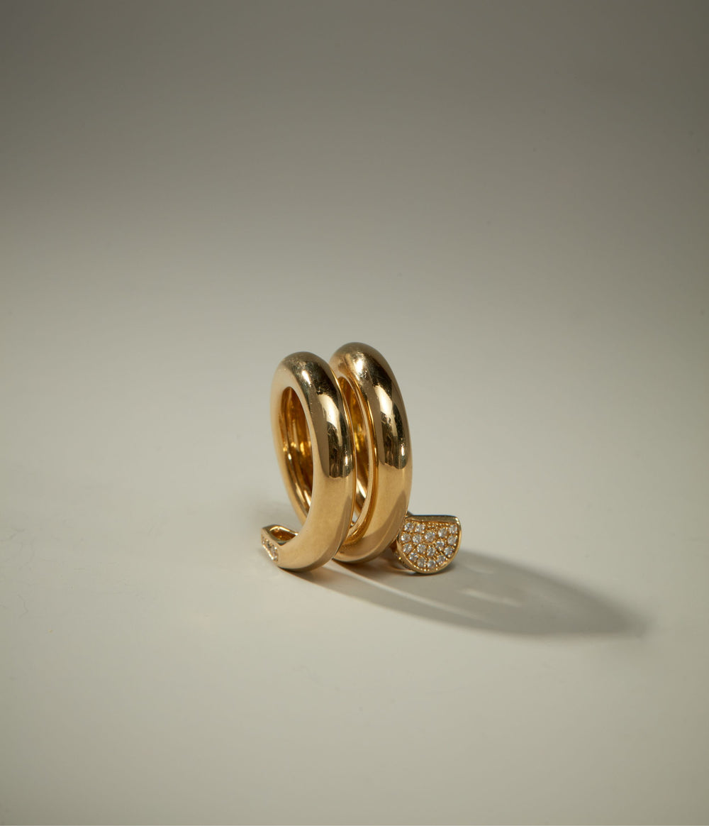 David Webb Diamond Nail Ring in 18K Gold