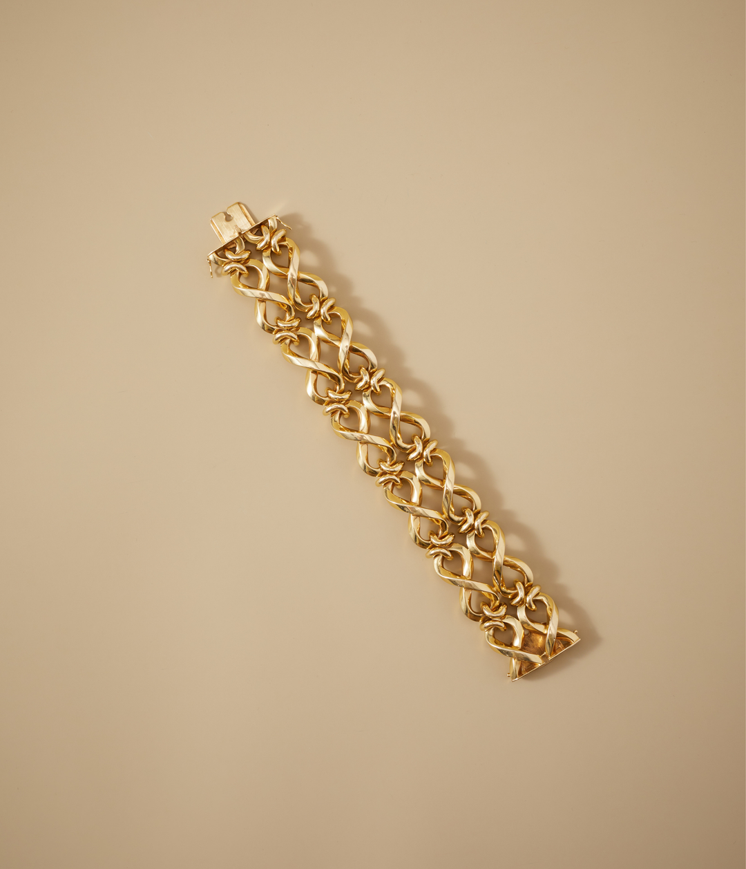 Carlo Weingrill Infinity Link Bracelet in 18k Gold
