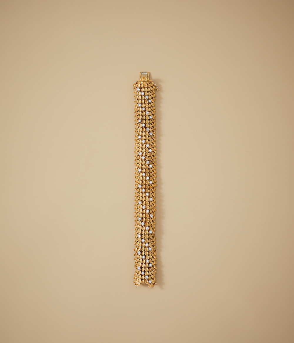 Diamond Textured Bracelet in 18k Gold