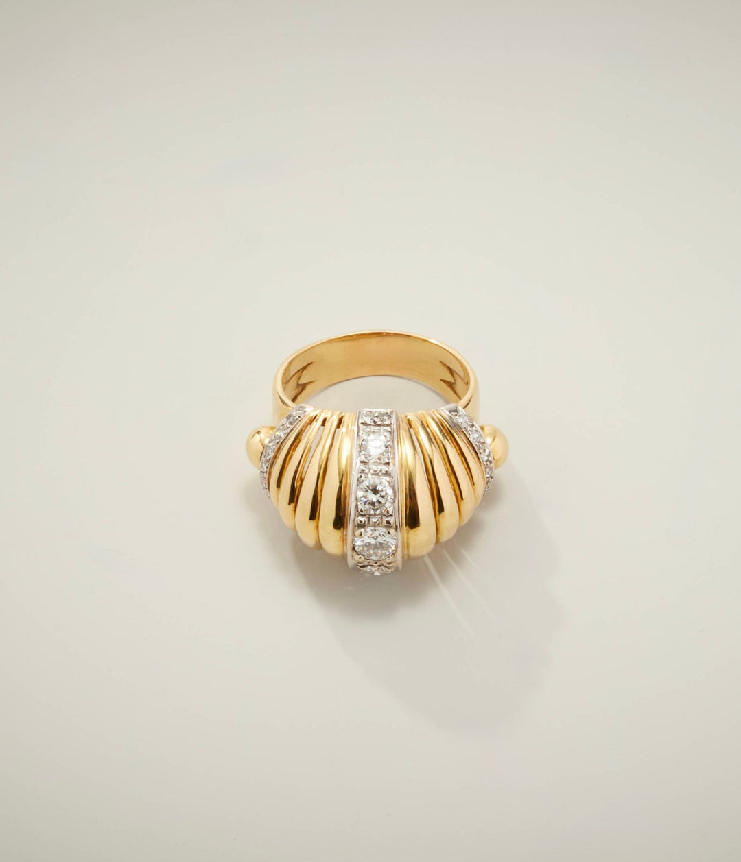 Scalloped Diamond Bombe Ring in 18K Gold