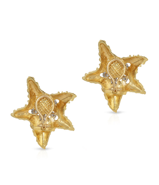 Diamond Starfish Earclips in 18K Gold